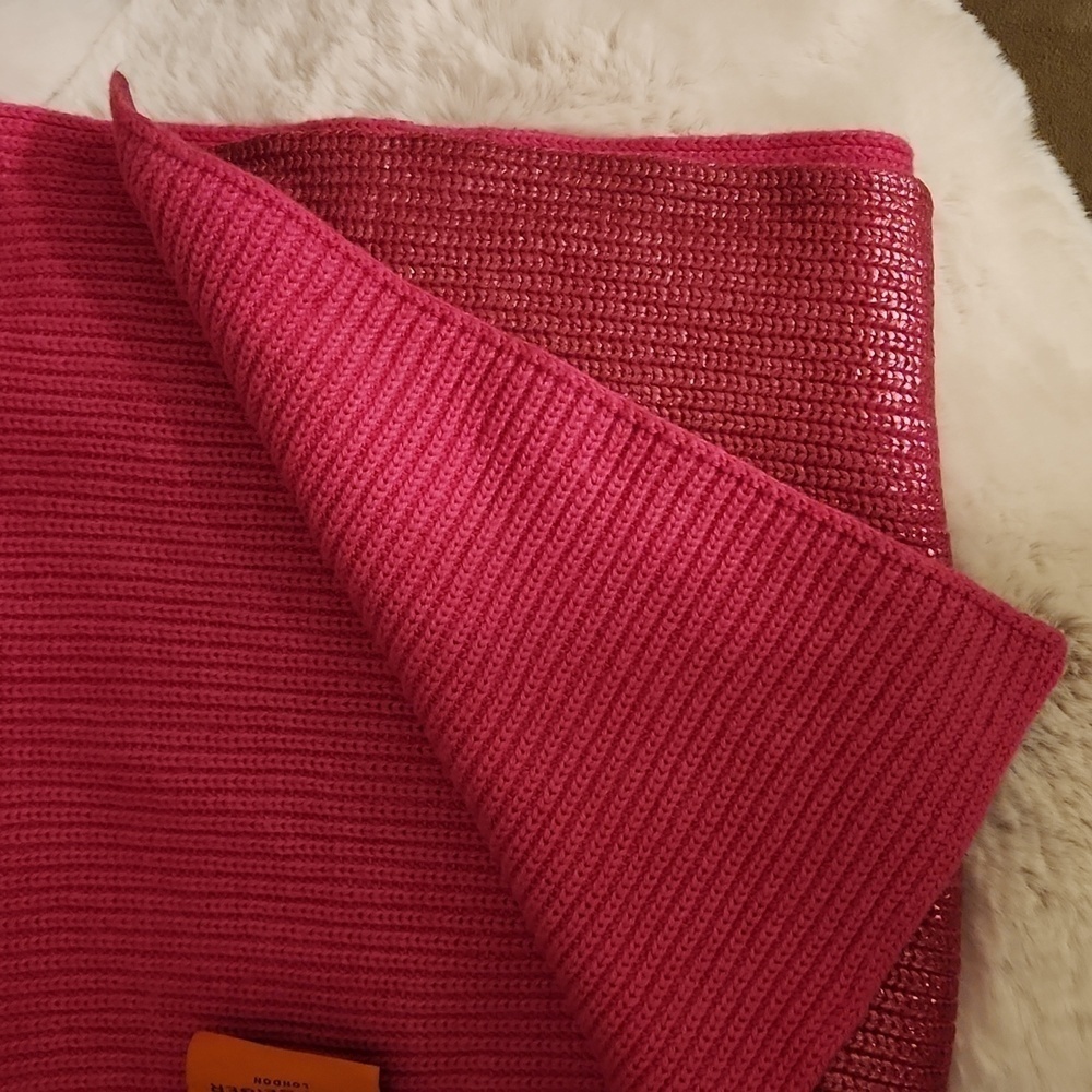 Nwot Kurt Geiger Pink Metallic Winter Scarf​​​​​​​​ - Picture 4 of 6
